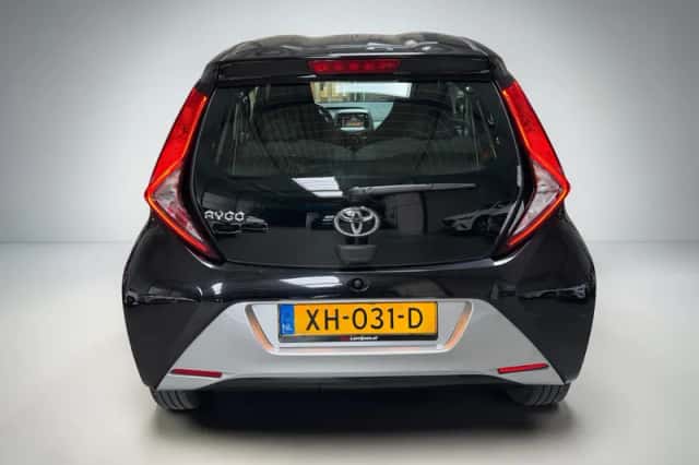 Toyota Aygo (2019) thumbnail 5