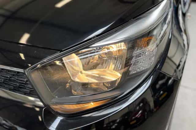 Kia Picanto (2021) thumbnail 6