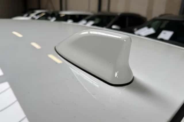Toyota Corolla (2021) thumbnail 6