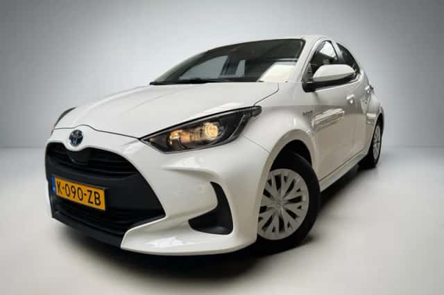 Toyota Yaris (2021) thumbnail 1
