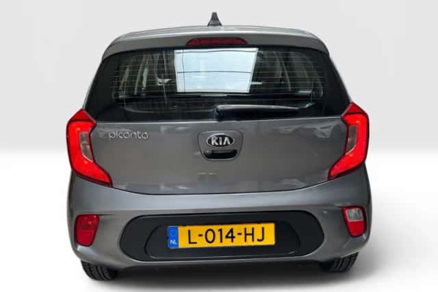 Kia Picanto (2021) thumbnail 3