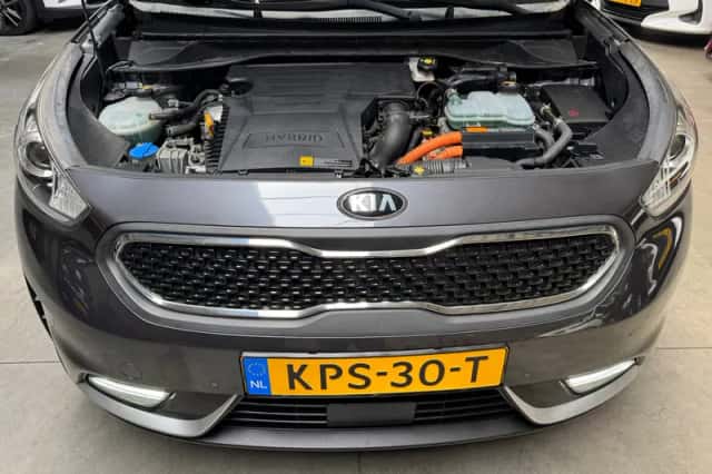 Kia Niro (2017) thumbnail 6