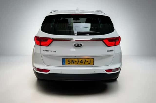 Kia Sportage (2018) thumbnail 4