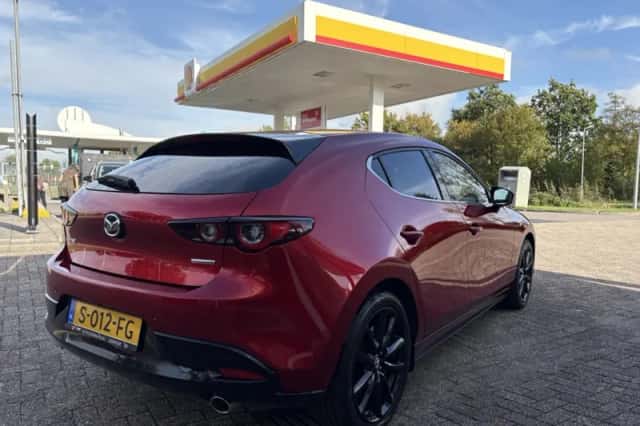 Mazda 3 (2023) thumbnail 1