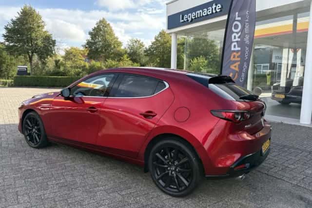 Mazda 3 (2023) thumbnail 4