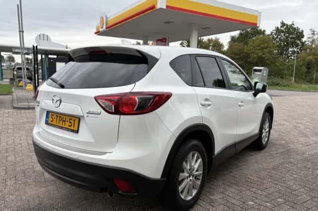 Mazda CX-5 (2014) thumbnail 2