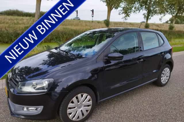 Volkswagen Polo (2011) thumbnail 1