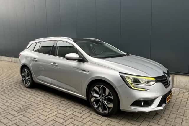 Renault Mégane (2017) thumbnail 1