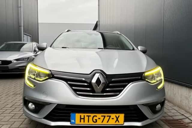 Renault Mégane (2017) thumbnail 5