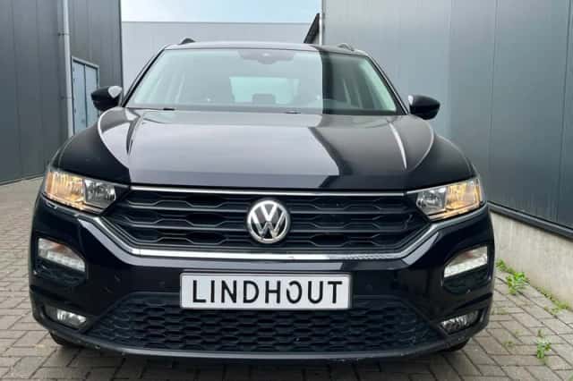 Volkswagen T-Roc (2018) thumbnail 6