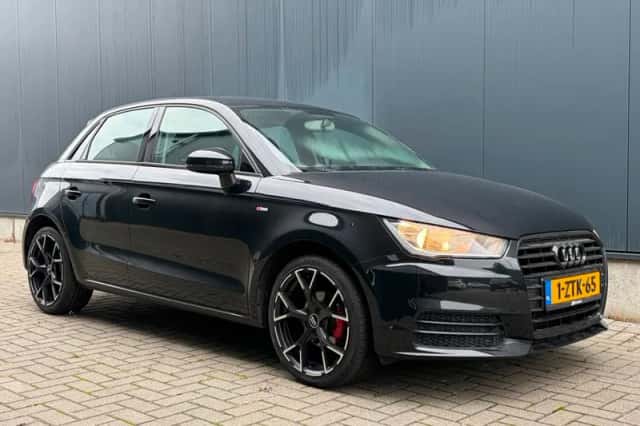 Audi A1 (2015) thumbnail 1