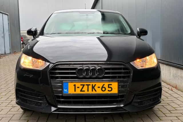 Audi A1 (2015) thumbnail 5