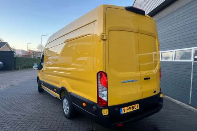Ford E-Transit (2023) thumbnail 5