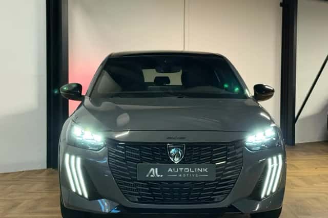 Peugeot 208 (2024) thumbnail 2