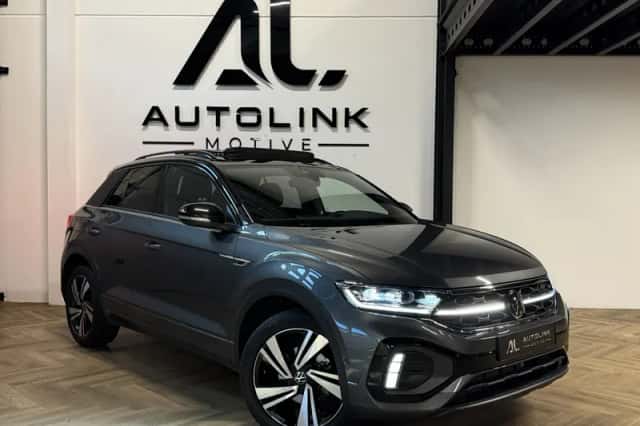 Volkswagen T-Roc (2022) thumbnail 3