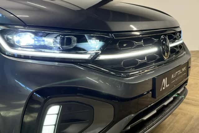 Volkswagen T-Roc (2022) thumbnail 5