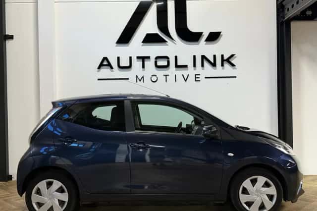 Toyota Aygo (2016) thumbnail 4