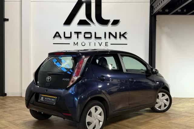 Toyota Aygo (2016) thumbnail 5