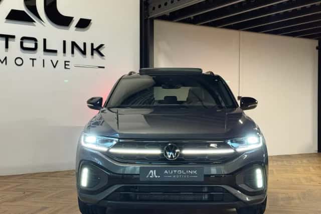 Volkswagen T-Roc (2022) thumbnail 2