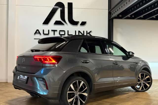 Volkswagen T-Roc (2022) thumbnail 3