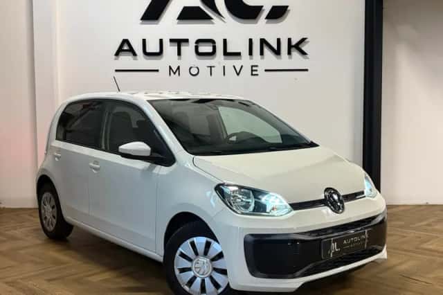 Volkswagen Up! (2017) thumbnail 3