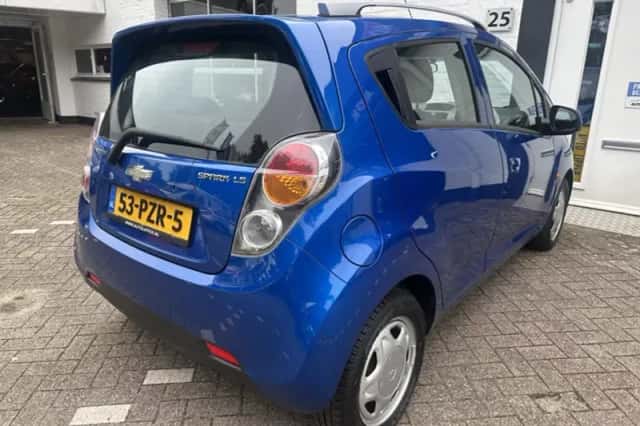 Chevrolet Spark (2011) thumbnail 4