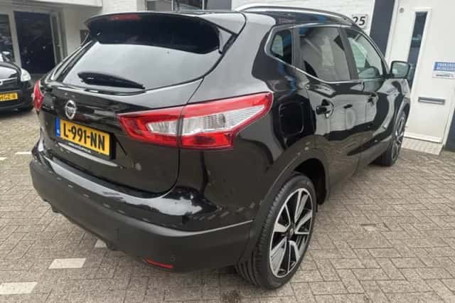 Nissan Qashqai (2014) thumbnail 4