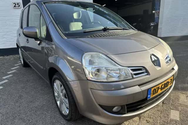 Renault Grand Modus (2008) thumbnail 2