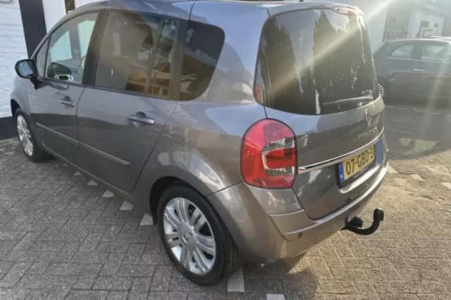 Renault Grand Modus (2008) thumbnail 3