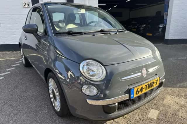 Fiat 500 (2011) thumbnail 2