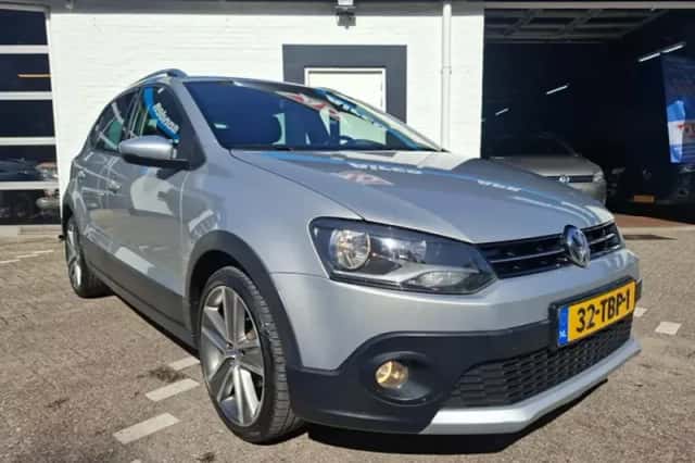 Volkswagen Polo (2012) thumbnail 3