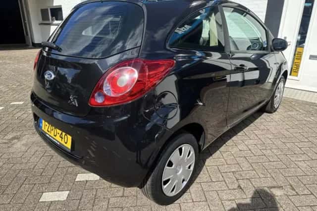 Ford Ka (2009) thumbnail 4