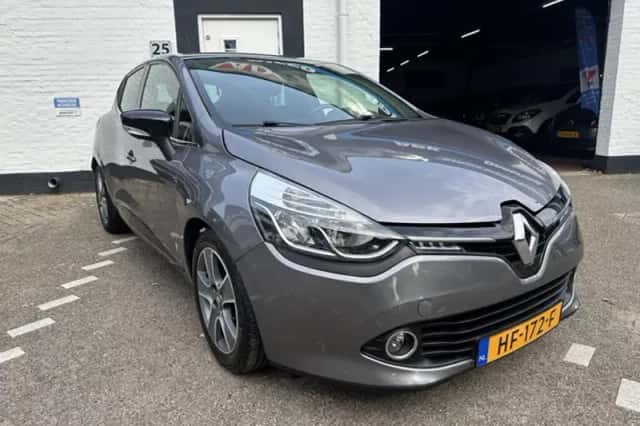 Renault Clio (2015) thumbnail 2