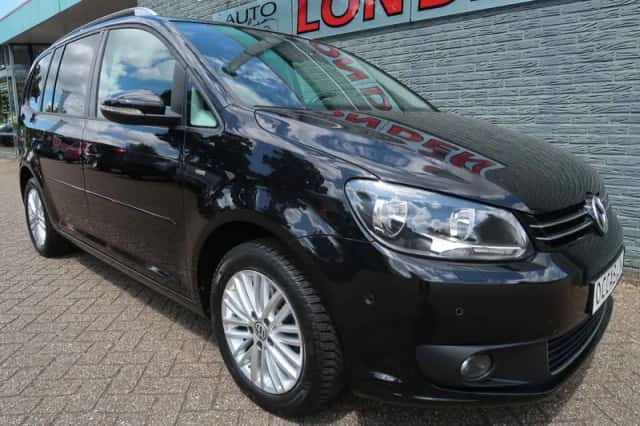 Volkswagen Touran (2014) thumbnail 6