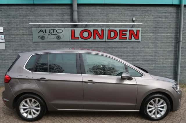 Volkswagen Golf Sportsvan (2014) thumbnail 2
