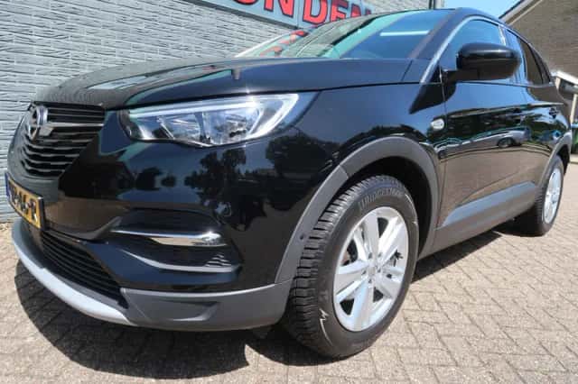 Opel Grandland (2018) thumbnail 1