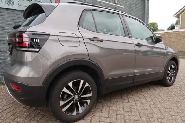 Volkswagen T-Cross (2020) thumbnail 5