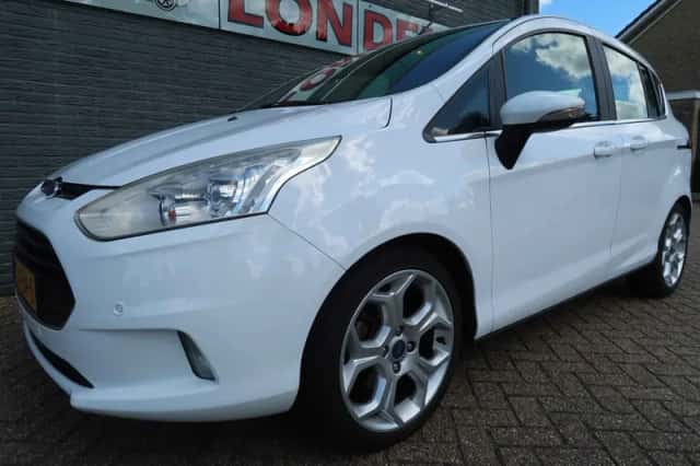 Ford B-Max (2016) thumbnail 1
