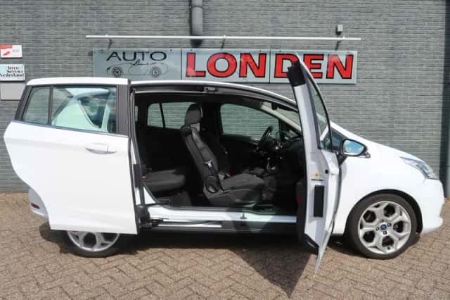 Ford B-Max (2016) thumbnail 3