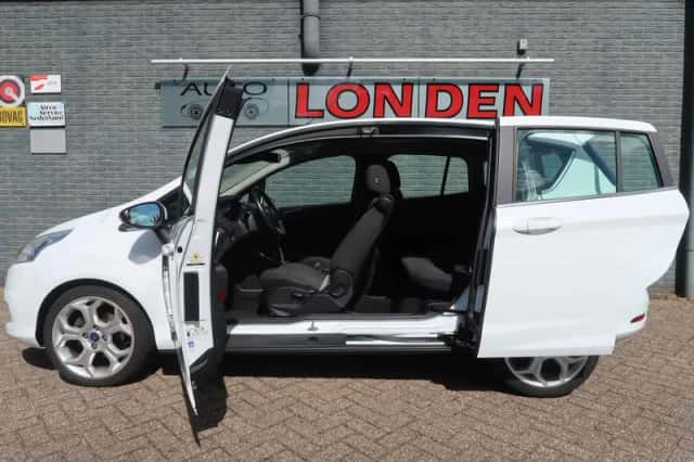 Ford B-Max (2016) thumbnail 6