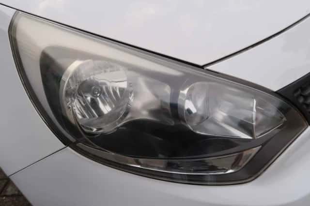 Kia Rio (2015) thumbnail 5