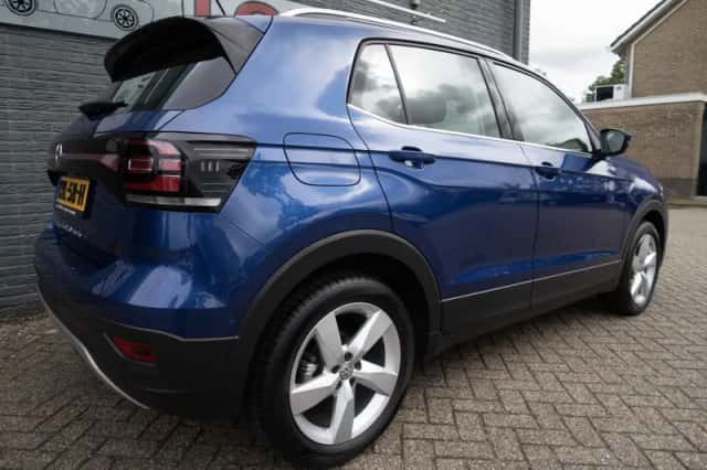 Volkswagen T-Cross (2019) thumbnail 5