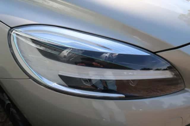 Volvo V40 Cross Country (2019) thumbnail 6