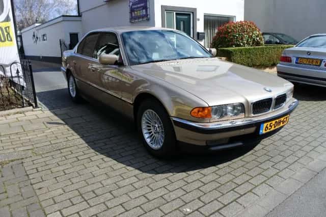 BMW 7-Serie (1999) thumbnail 3