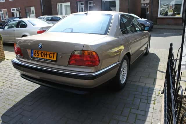 BMW 7-Serie (1999) thumbnail 4