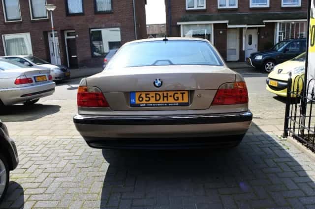 BMW 7-Serie (1999) thumbnail 5