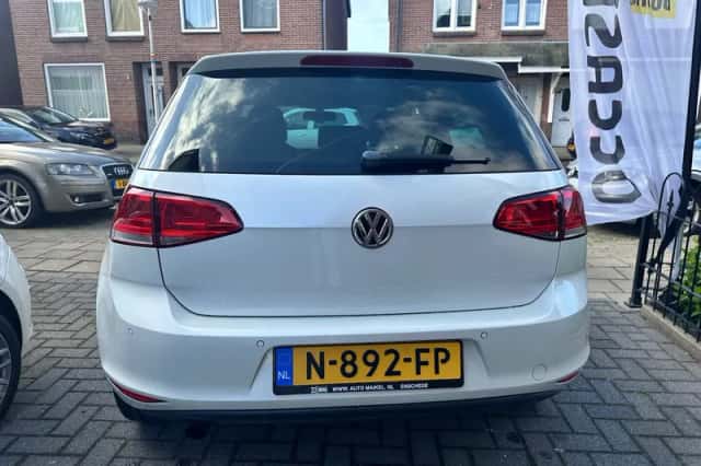 Volkswagen Golf (2013) thumbnail 6