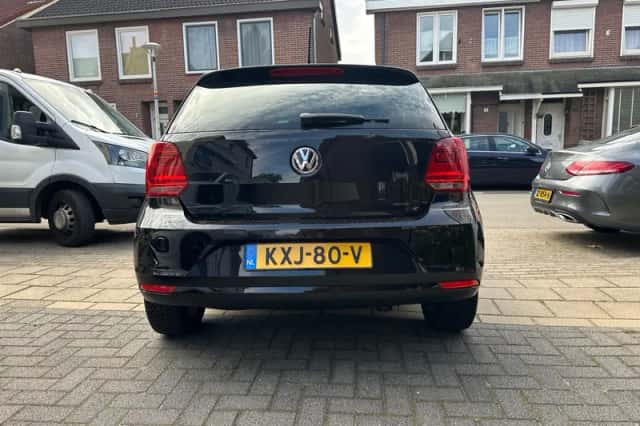 Volkswagen Polo (2016) thumbnail 6