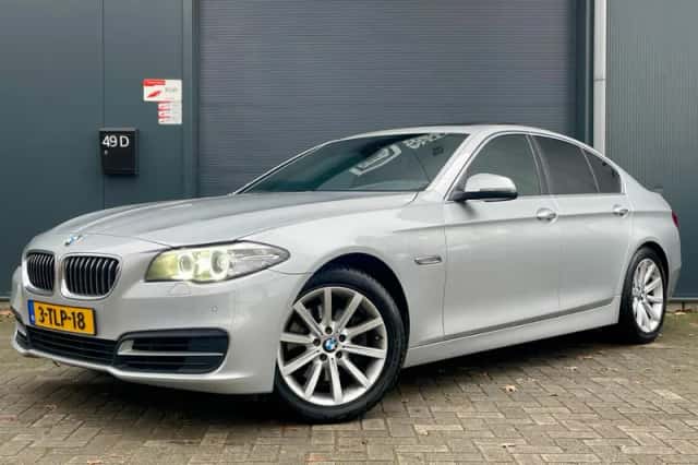 BMW 5-Serie (2014) thumbnail 1