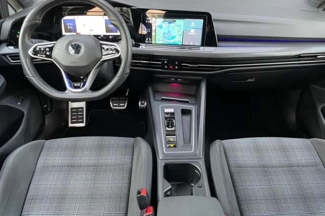 Volkswagen Golf (2020) thumbnail 4
